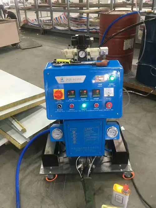 便攜聚氨酯發(fā)泡機設(shè)備 高壓混合(圖1) 建筑外墻聚氨酯保溫施工發(fā)泡設(shè)備