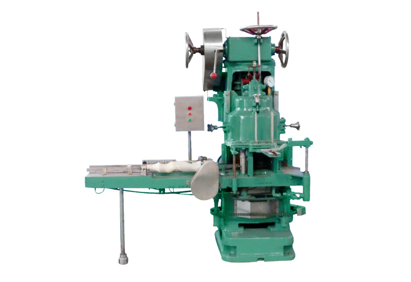 GT4C301B VACUUM SEAMING MACHINE